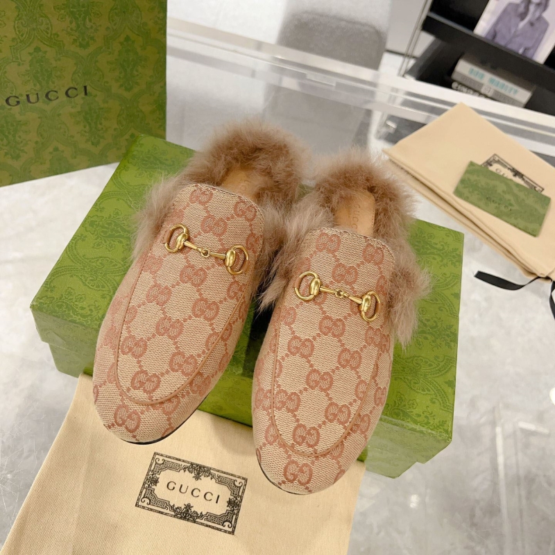 G*u*i leather shoes